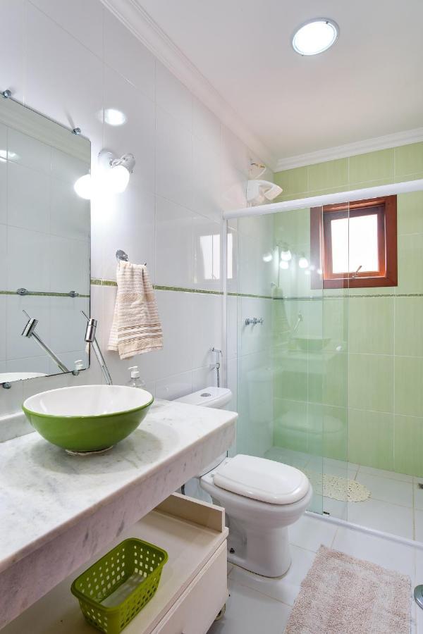 فيلا Casa Petunia Com Ar E Piscina Perto Do Centro باراتي المظهر الخارجي الصورة