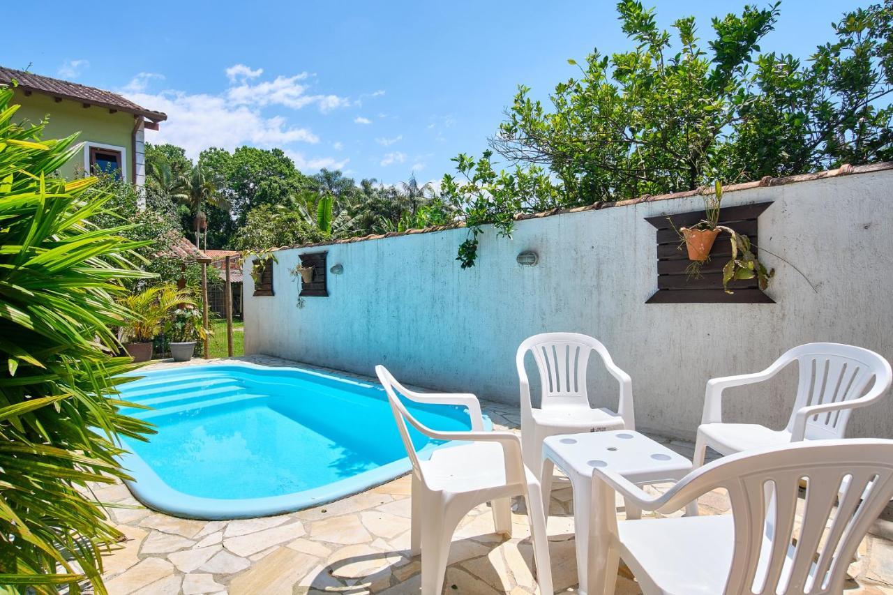 فيلا Casa Petunia Com Ar E Piscina Perto Do Centro باراتي المظهر الخارجي الصورة