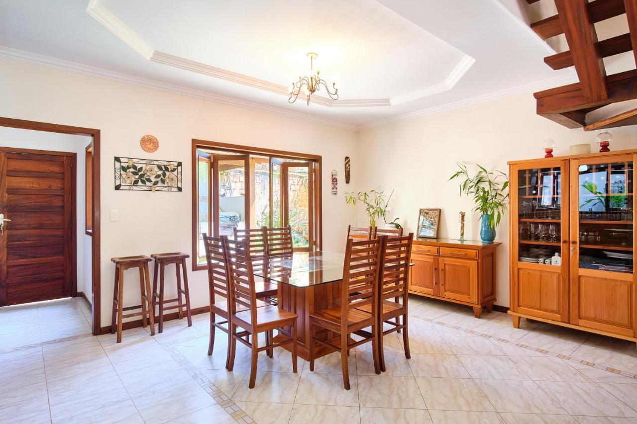 فيلا Casa Petunia Com Ar E Piscina Perto Do Centro باراتي المظهر الخارجي الصورة